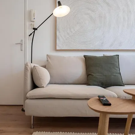 Apartment Beautiful Renovated In The Center Of