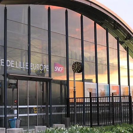 Beautiful Renovated In The Center Of * Lille