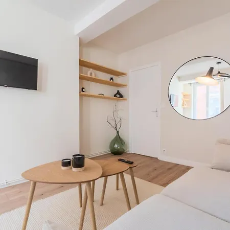 Apartment Beautiful Renovated Appart In The Center Of
