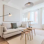Lejlighed Beautiful Renovated In The Center Of *